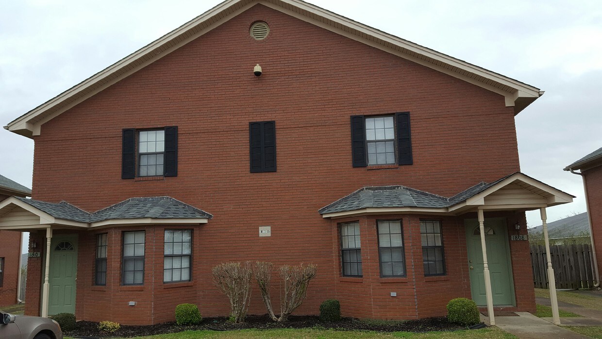 Foto principal - 1815 Stafford Cove
