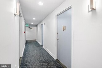 Building Photo - 1806 Rittenhouse Square