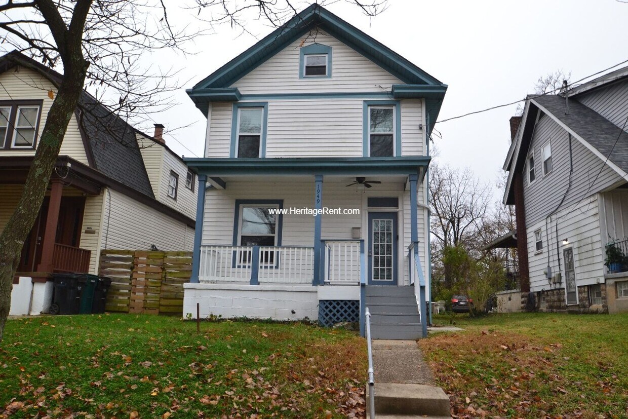 Foto principal - Beautifully refinished 3 bed 2 bath home in Evanston