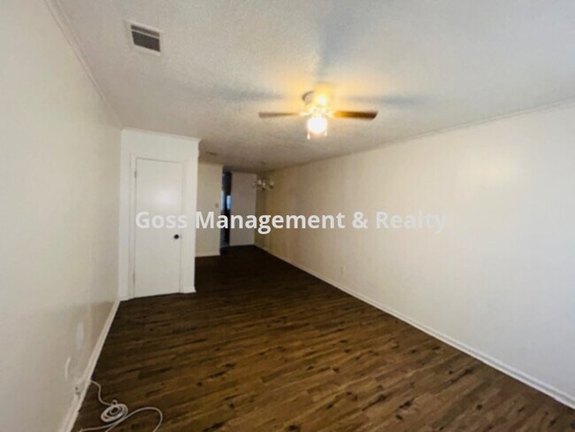 Building Photo - Two bedroom, one and a half bath duplex of...