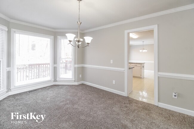 Building Photo - 4900 Hickory Woods Dr