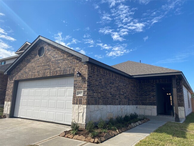 Building Photo - 802 Faison Ct