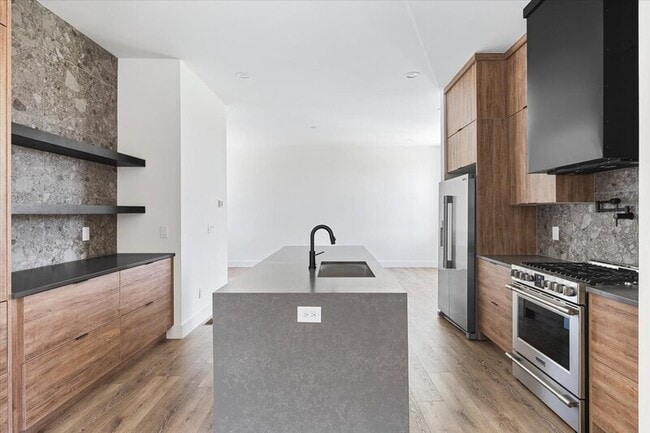 Foto del edificio - 827 Ramsey St