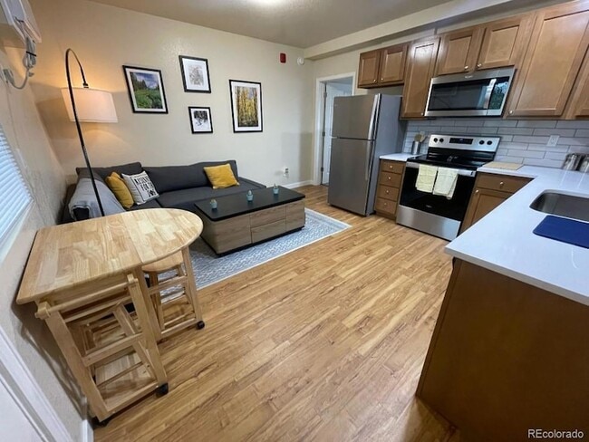 Photo - 1391 Carr St Apartment