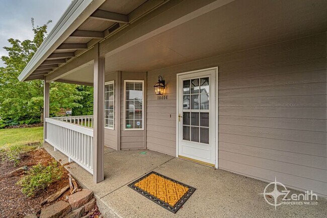 Photo - 10404 NE 65th Ave House