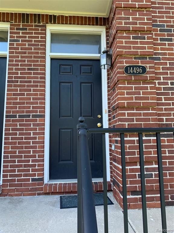 Building Photo - 14496 Vauxhall Dr