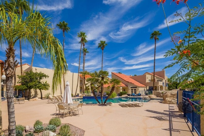 Photo - 2BR-2BATH  IN SOUGHT AFTER TWELVE HUNDRED ... Apartment