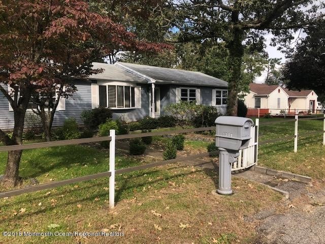 Building Photo - 1101 1st Ave