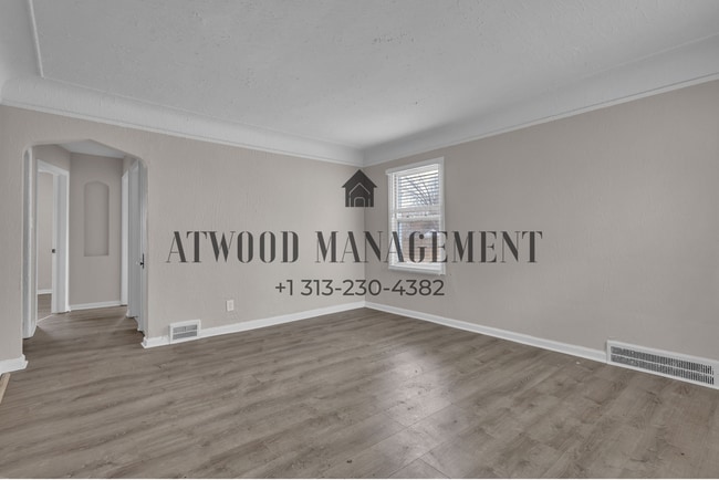 Foto del edificio - This beautifully updated 3-bedroom, 1-bath single-family home is ready for move-in!