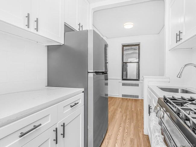 Building Photo - 860 Grand Concourse