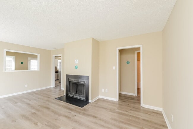 Building Photo - 5 Aggie Ct