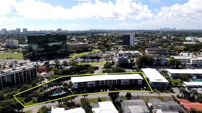 Foto del edificio - 2190 NE 51st Ct