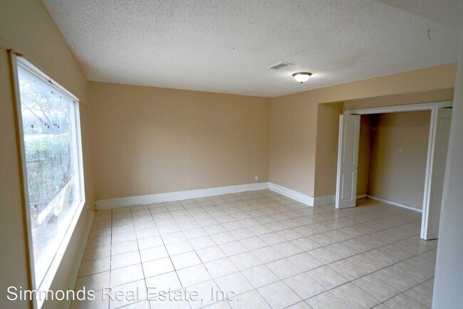 Building Photo - 3 br, 2 bath House - 6313 Les Harrison