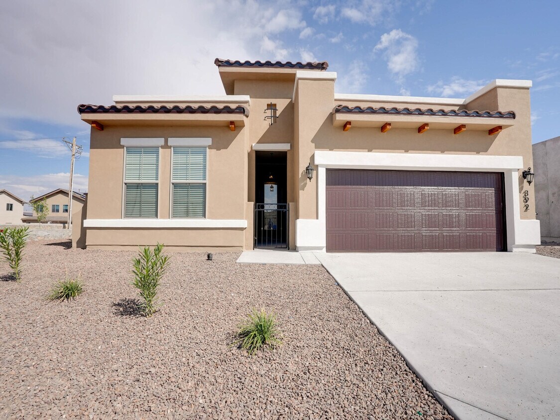 392 Frodsham St, Horizon City, TX 79928 House Rental in Horizon City