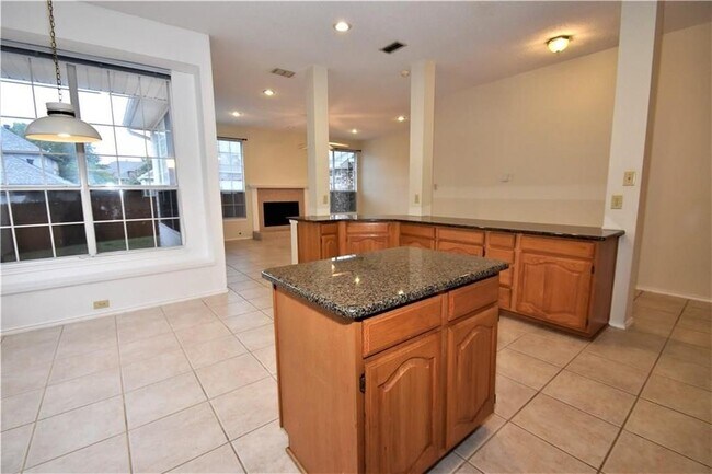 Building Photo - 1408 Blackburn Ln
