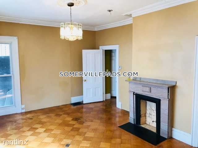 Foto del edificio - 3 br, 2 bath  - 17 Bond St # 1H