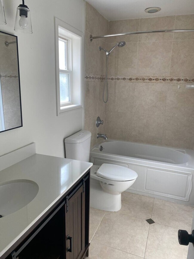 Foto del edificio - 22945 Leo Ln