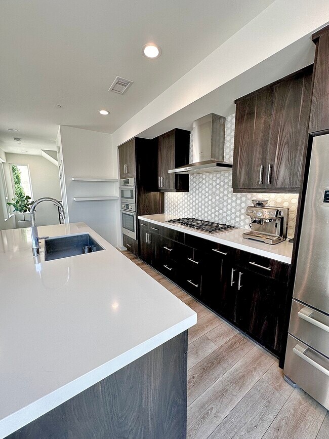 1302 Tularosa Dr, Los Angeles, CA 90026 House for Rent in Los Angeles