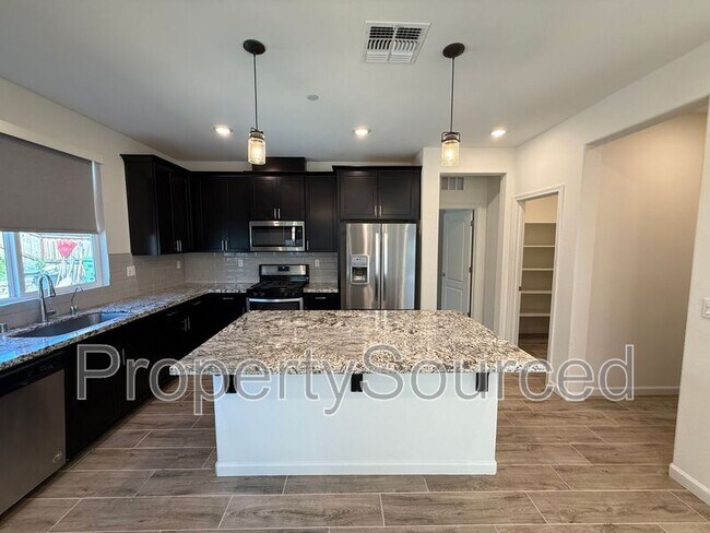 Foto del edificio - 2920 Reyva Dhillon Ln