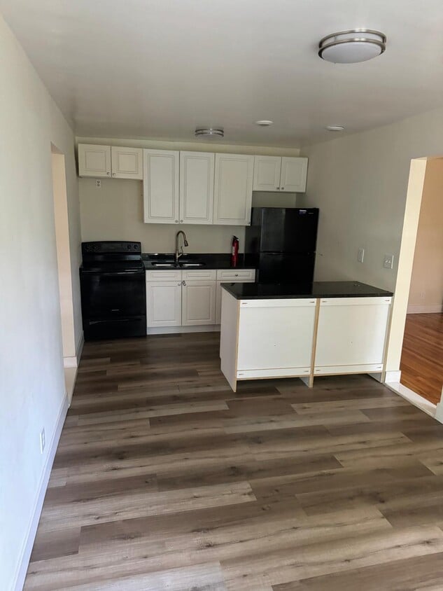 Foto principal - 32 Starr Ave