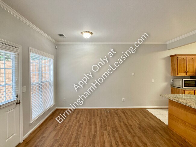 Foto del edificio - 525 Hackberry Ridge Cove