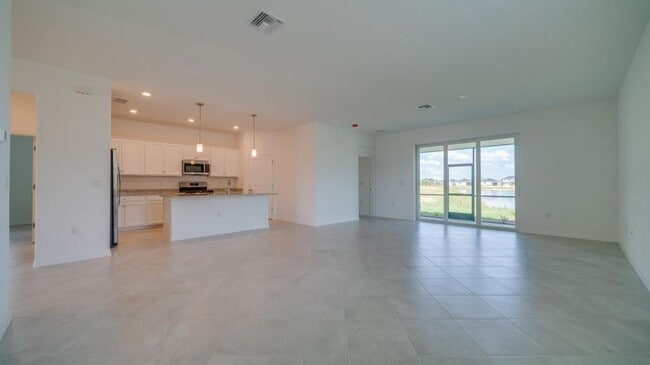 Building Photo - 43854 Seedling Ter