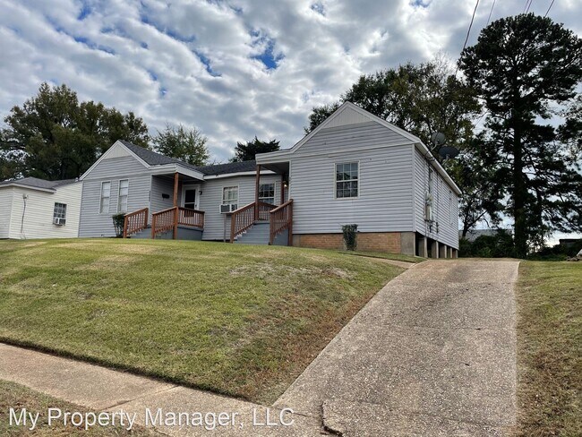 Building Photo - 2 br, 1 bath House - 3643 Huston Street