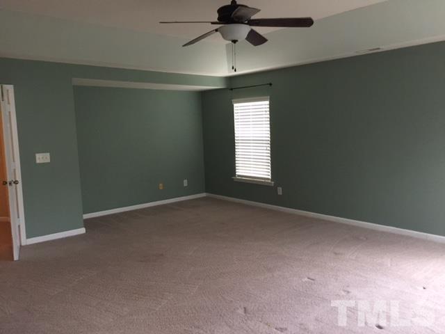 Building Photo - 4 Spicewood Ct