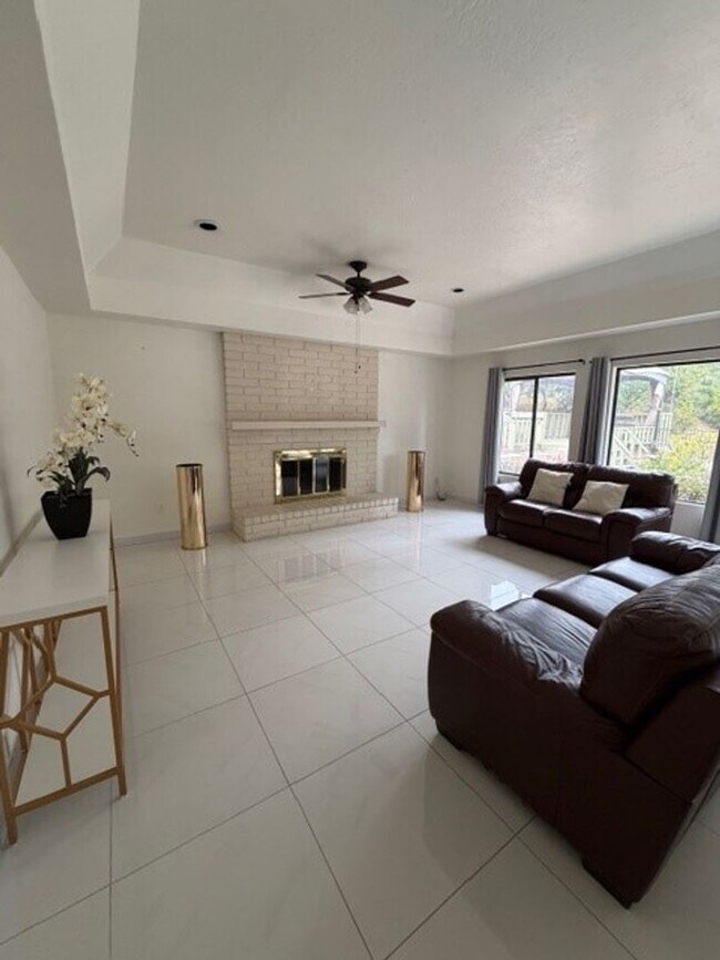 Foto del edificio - 3428 Eastview Ct