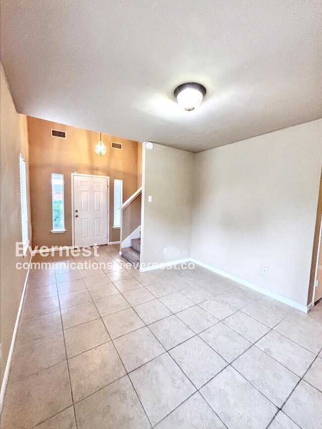 Foto del edificio - 19402 Sandy Woods Dr
