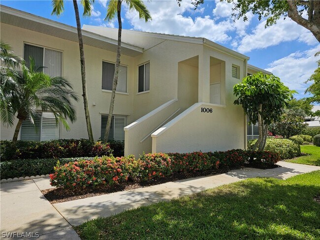 Building Photo - 768 Willowbrook Dr