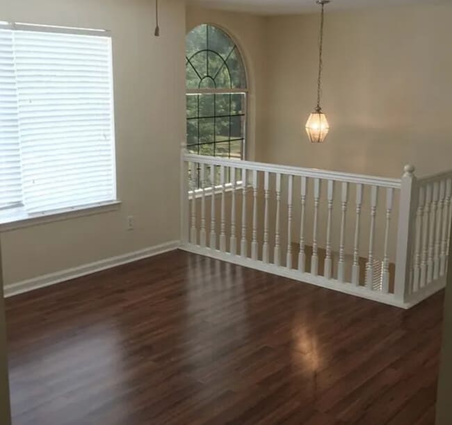 Building Photo - 2713 Elkmont Ridge SW