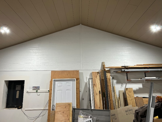 Building Photo - 205 Meadow Vista Loop