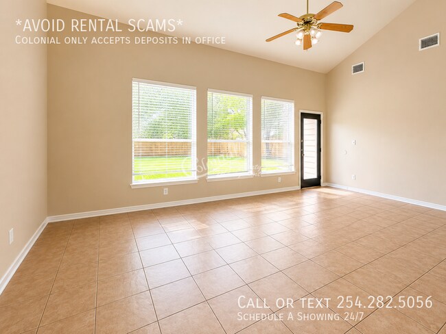 Foto del edificio - 3816 Bandice Ln