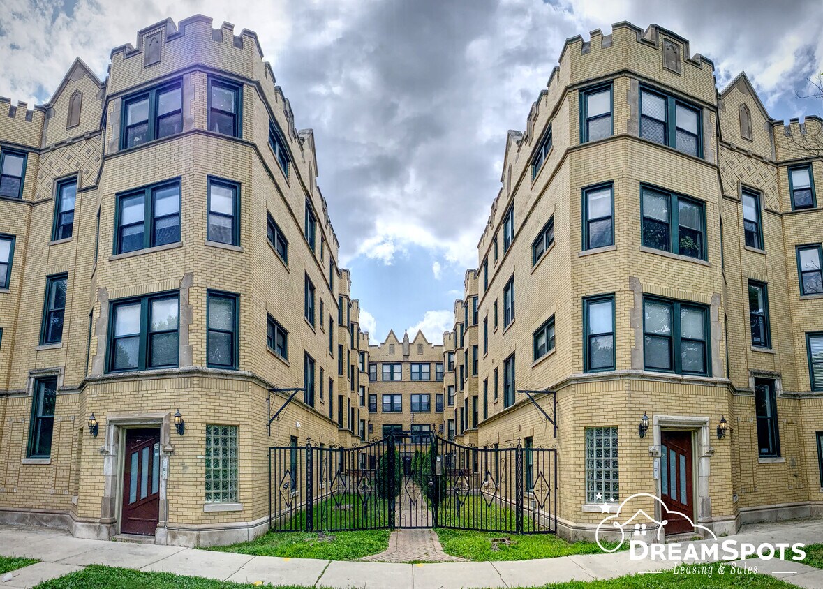 Primary Photo - 6610 S Kenwood Ave
