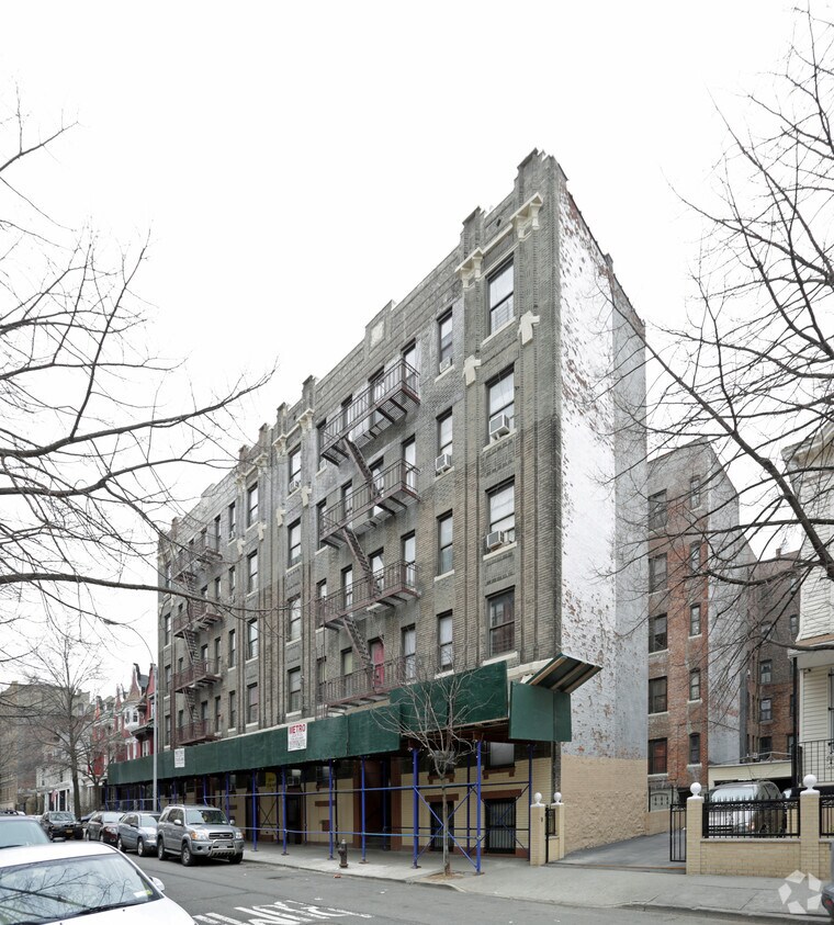 27732779 Briggs Ave, Bronx, NY 10458 Apartments in Bronx, NY