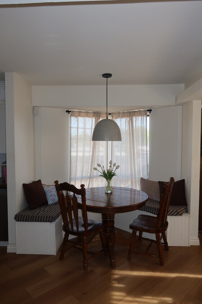 Foto del edificio - 4327 N 28th St
