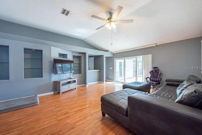 Foto del edificio - 9415 Pebble Glen Ave