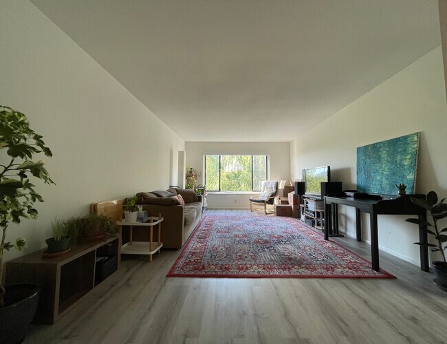 Foto del edificio - 4083 25th St