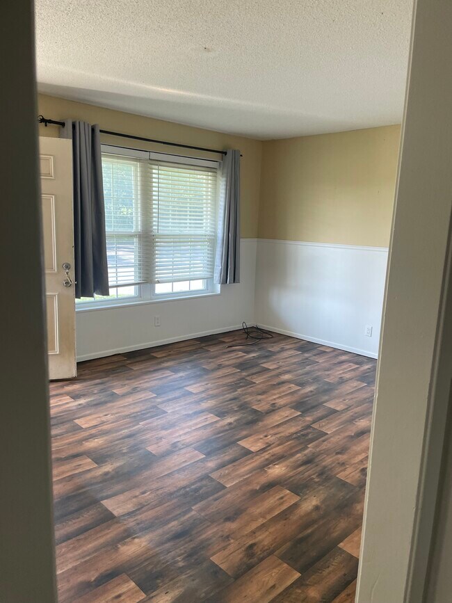 Habitación delantera - 6103 N 26th Street Ter