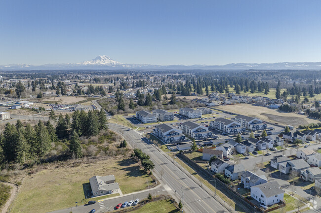 Building Photo - Ridgeline Apartments