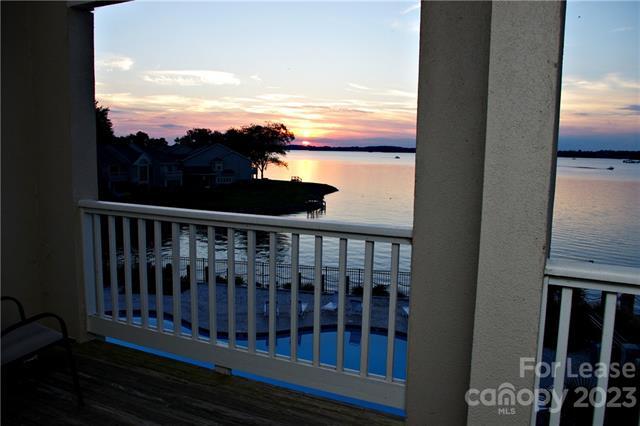 Foto del edificio - 18601 Vineyard Point Ln