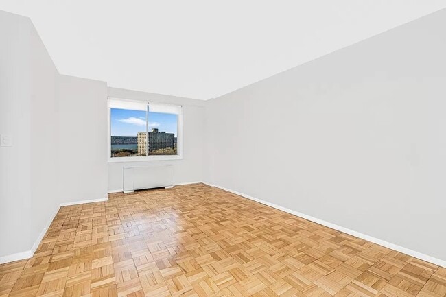 Photo - 3333 Henry Hudson Pkwy Apartment