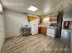 Foto principal - 1015 S Blaine Ave