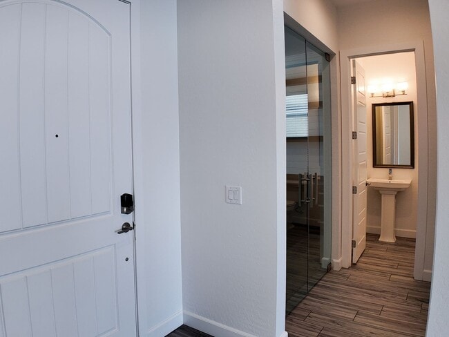 Building Photo - Exquisite Luxury Rental in Prestigious Gated Tule Springs Community