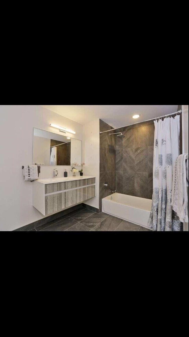 Foto del edificio - 6401 Park Ave