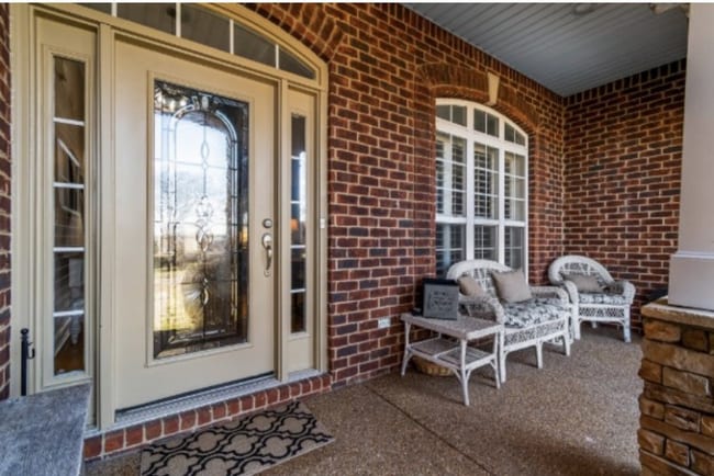 Building Photo - 301 Chamblee Ct