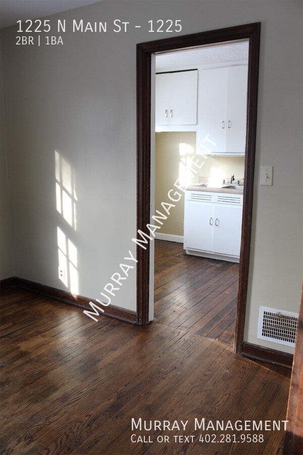 Foto del edificio - 1225 N Main St