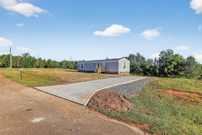 Building Photo - 181 Nolan Rd