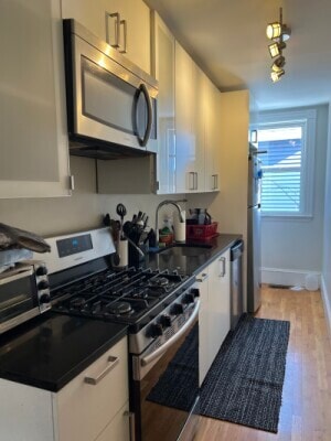 Primary Photo - 44 Berkeley St